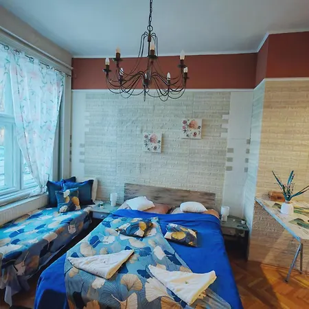 Rakoczi Πανσιόν 4*